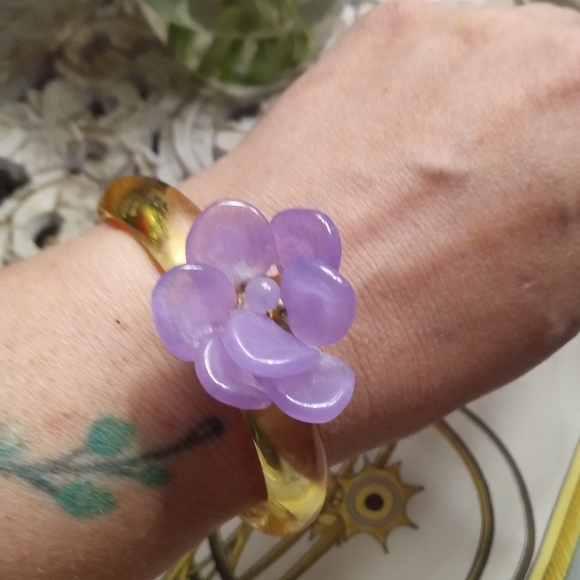 Chanel Resin Cuff Bracelet w/ Purple Camellia Flower - 100% Authentic - Picture 7 of 7